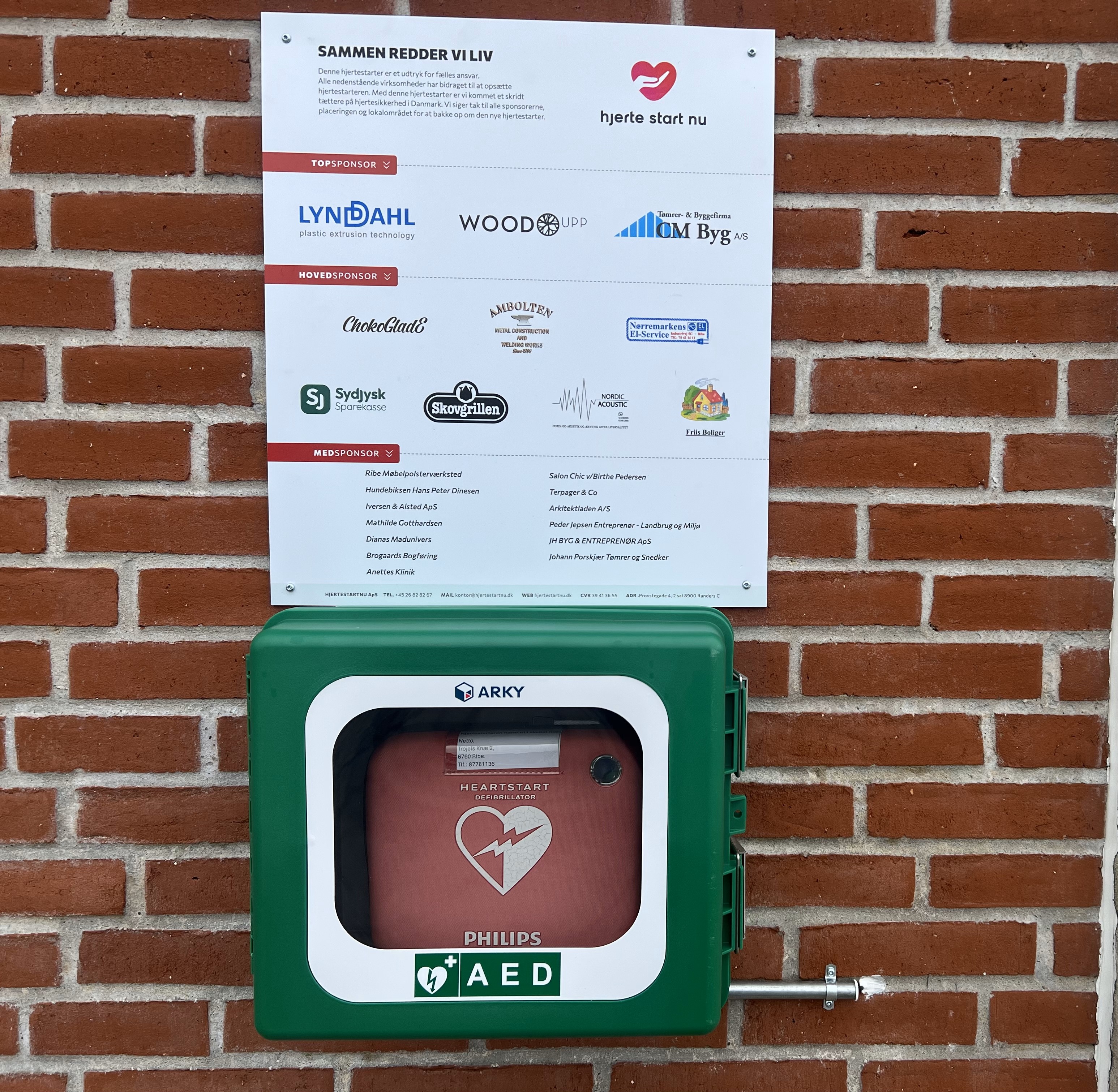 Defibrillator installed with the support of LYNDDAHL 