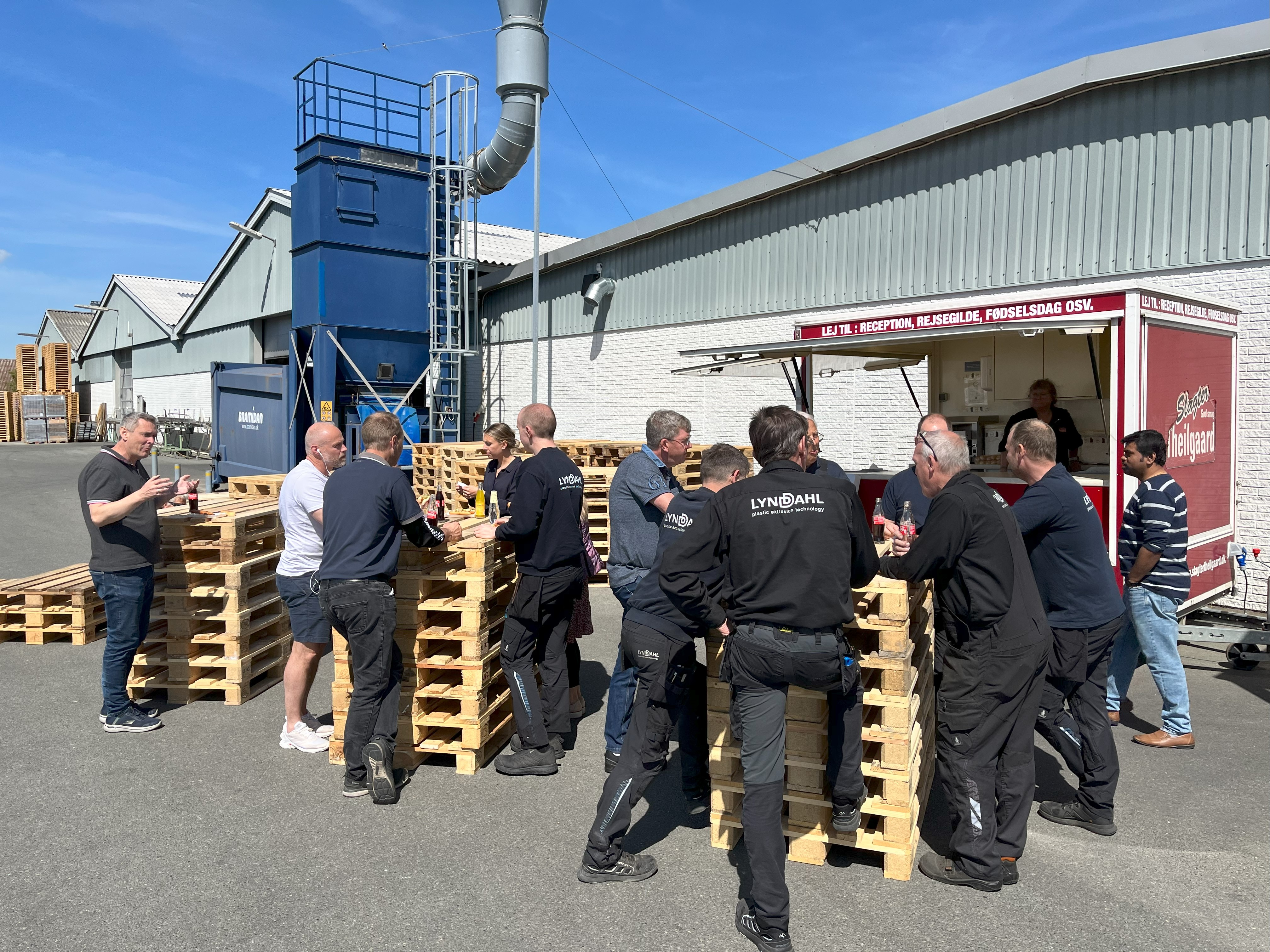 Celebration of new laboratory and recent acquisition of Industrivej 28B
